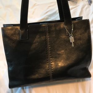 Fossil tote